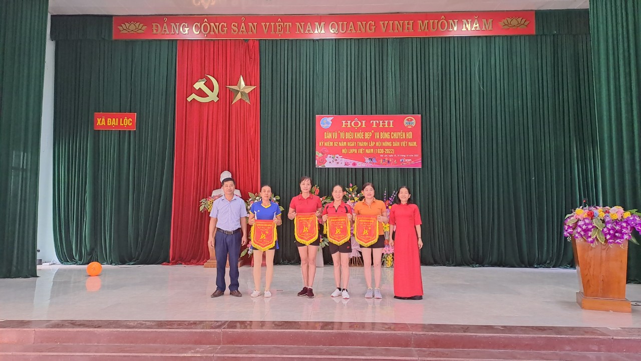 Hội Nông dân và Hội LHPN xã Đại Lộc tổ chức hội thi chào mừng kỷ niệm 92 năm ngày thành lập Hội